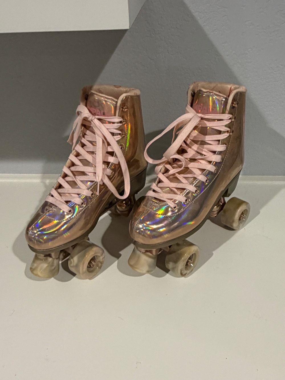 Rose Gold Impala Roller Skates - Picture 3 of 6
